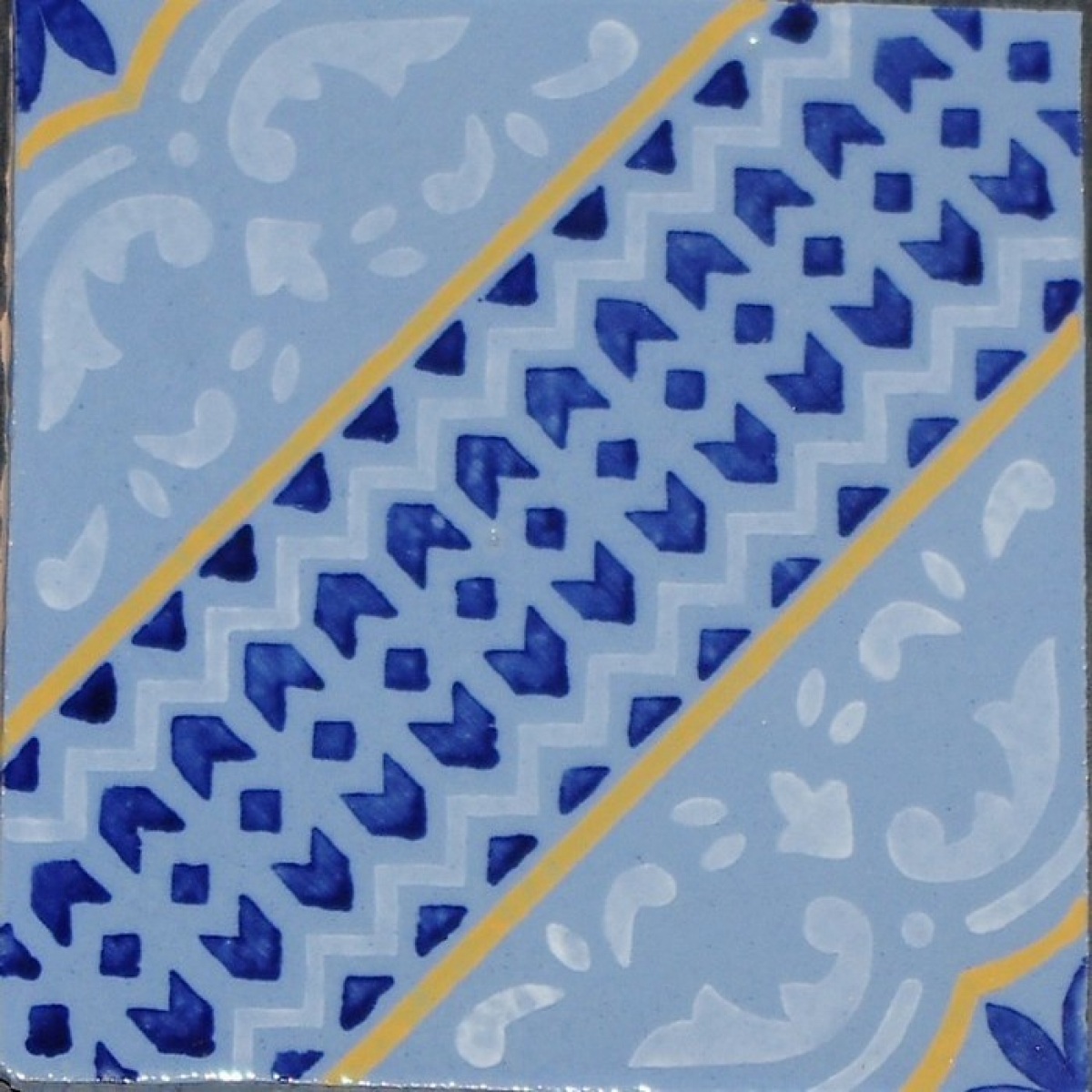 maiolica, piastrelle fondo azzurro